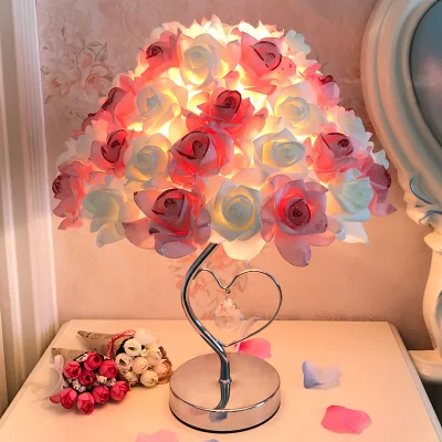 Lampada da tavolo romantica Lampada da comodino a LED con fiore di rosa, luce notturna da comodino, per decorazioni per feste di matrimonio a casa